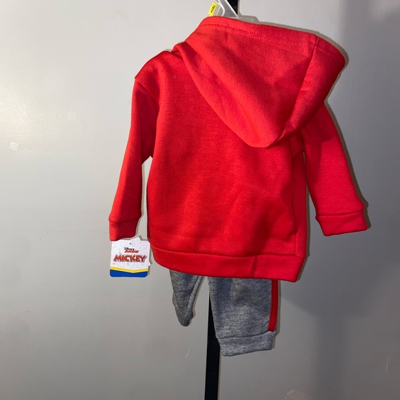 Mickey Mouse 2 piece set and Separate Mickey sweatshirt (Bundle) - Picture 9 of 15